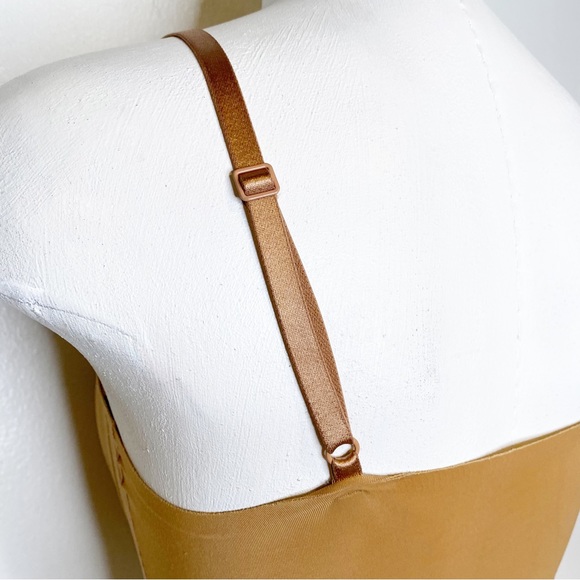 True & Co | True Body Lift V Neck Bra Sz. XS - Picture 5 of 6